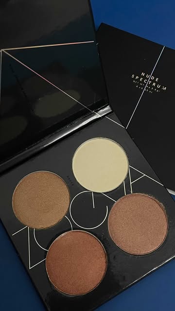 پلت کانتور پودری zoeva رنگ شماره ۰۵